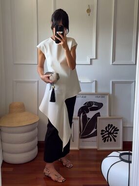 ZARA ZW COLLECTION ASYMMETRIC TOP Size XS